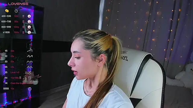 DarlaLike online show from March 23, 6:58 am