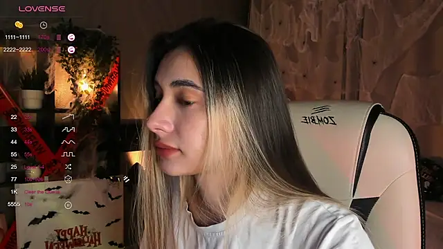 DarlaLike online show from October 19, 3:40 am