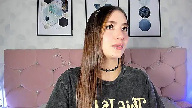 lunar leen online show from December 28, 9:40 pm