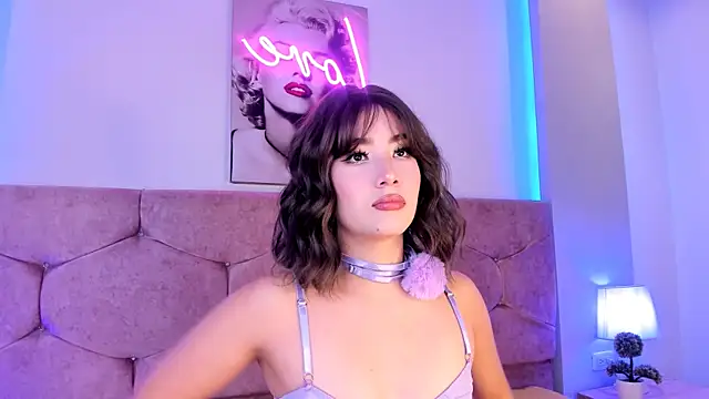 lunar leen online show from January 12, 2:52 pm