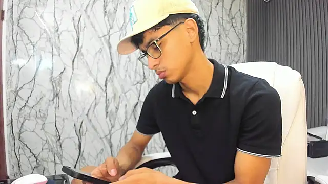 Snapshot of allens_joe chatting on December 5, 2:14 pm allens joe online show from December 5, 2:14 pm