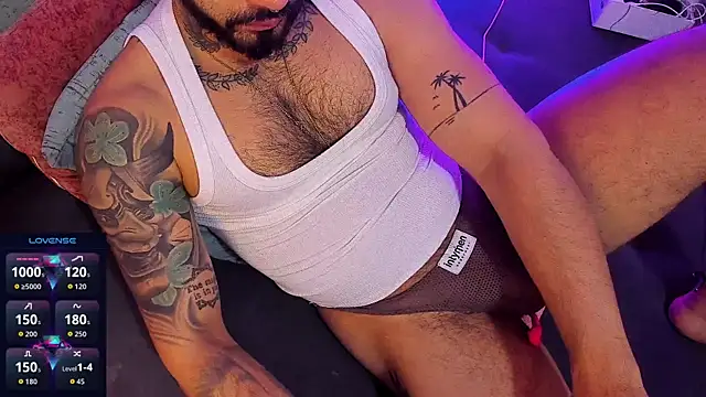 Snapshot of mikemulerr chatting on November 26, 9:05 pm mikemulerr online show from November 26, 9:05 pm