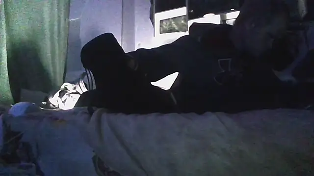 Snapshot of jaxx12369 chatting on December 14, 4:23 pm jaxx12369 online show from December 14, 4:23 pm