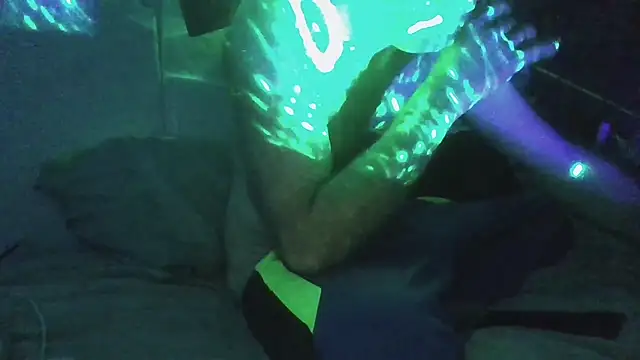 Snapshot of jaxx12369 chatting on December 18, 3:29 pm jaxx12369 online show from December 18, 3:29 pm