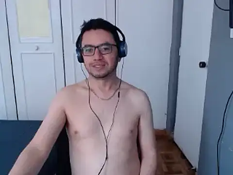 Diptongo online show from December 26, 3:10 pm