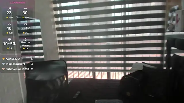 charlotte  G online show from January 23, 6:45 pm