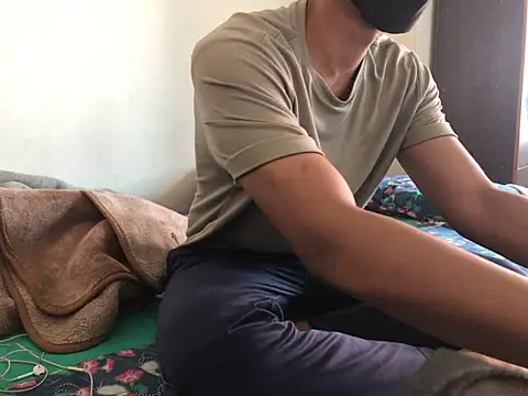 Zeuhorny online show from March 13, 9:32 am