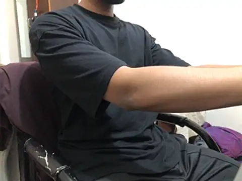 Zeuhorny online show from March 6, 7:21 pm