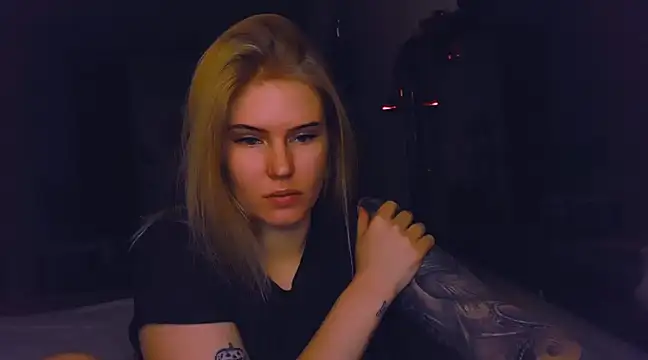 VoluptuousDreams online show from December 13, 2:27 pm