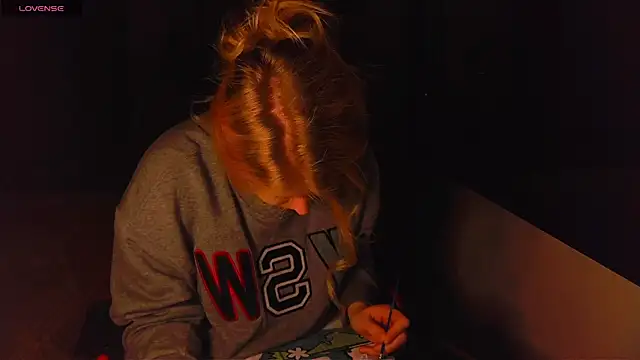 VoluptuousDreams online show from February 16, 3:59 pm