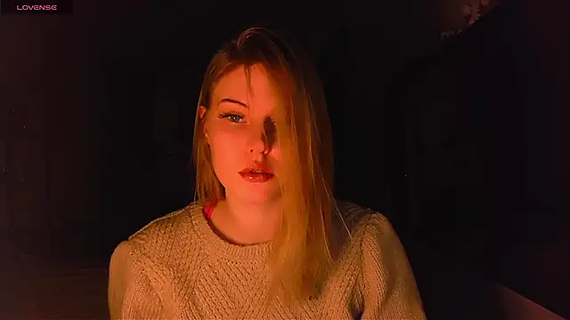 VoluptuousDreams online show from February 20, 3:52 pm