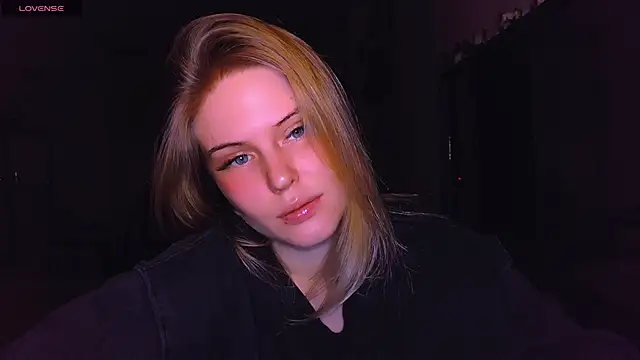 VoluptuousDreams online show from February 22, 4:09 pm