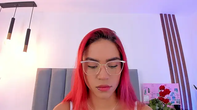 Snapshot of Scarlett_Morgan_ chatting on October 15, 7:36 pm Scarlett Morgan online show from October 15, 7:36 pm