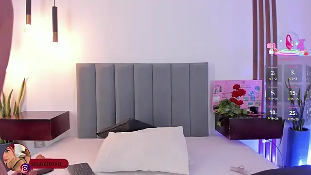 Snapshot of Scarlett_Morgan_ chatting on October 21, 7:47 pm Scarlett Morgan online show from October 21, 7:47 pm