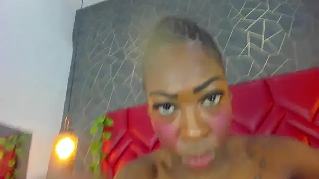 IvonneMorris online show from December 16, 1:43 pm
