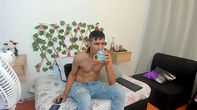 Zamu 1992 online show from February 28, 3:15 am