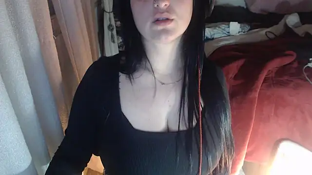 Snapshot of lady_rolinga chatting on June 23, 6:11 am lady rolinga online show from June 23, 6:11 am