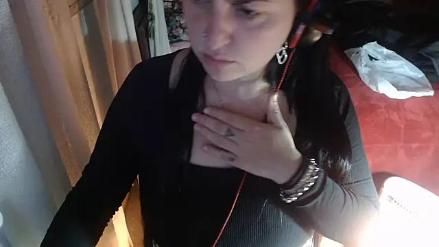 Snapshot of lady_rolinga chatting on July 1, 5:31 am lady rolinga online show from July 1, 5:31 am