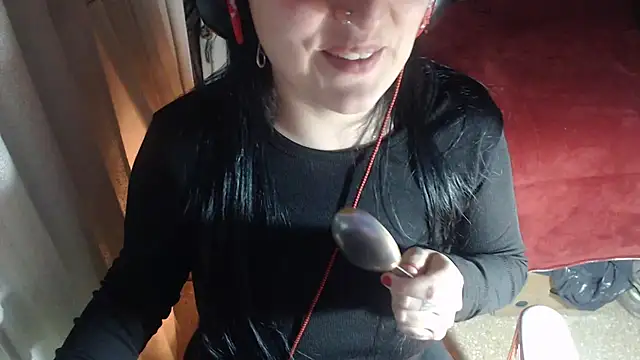 Snapshot of lady_rolinga chatting on July 9, 5:11 am lady rolinga online show from July 9, 5:11 am