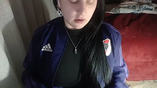 Snapshot of lady_rolinga chatting on August 3, 2:32 am lady rolinga online show from August 3, 2:32 am