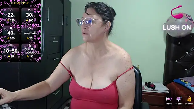 hairyglad69 online show from January 31, 2:07 pm