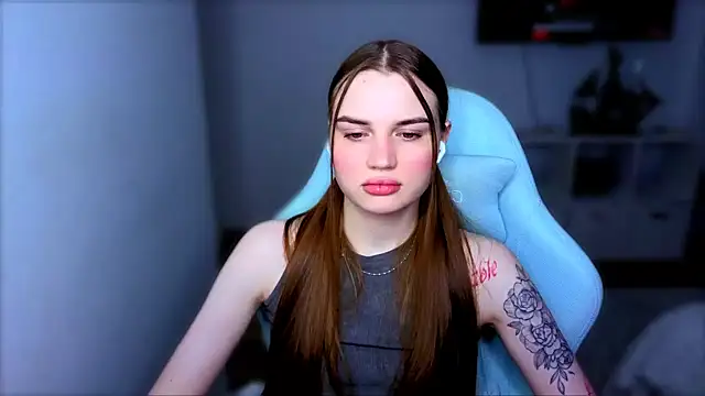 StellaLawless online show from December 13, 7:53 pm