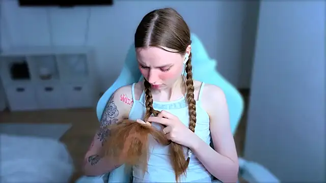 StellaLawless online show from March 29, 10:48 am