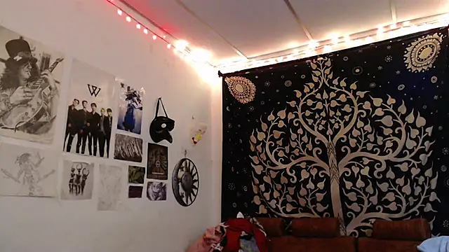 Kimber 666 online show from February 27, 5:26 pm