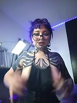 annie berry online show from May 22, 5:14 am