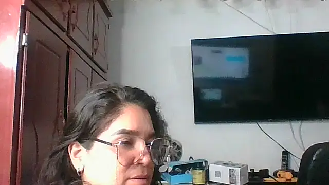 sofiagata1 online show from March 22, 3:30 am