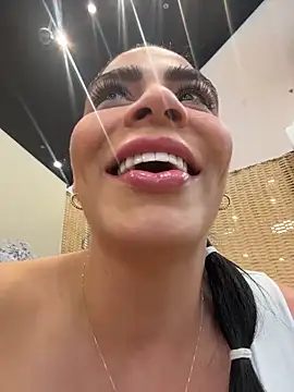 valecruz903 online show from October 28, 3:58 pm