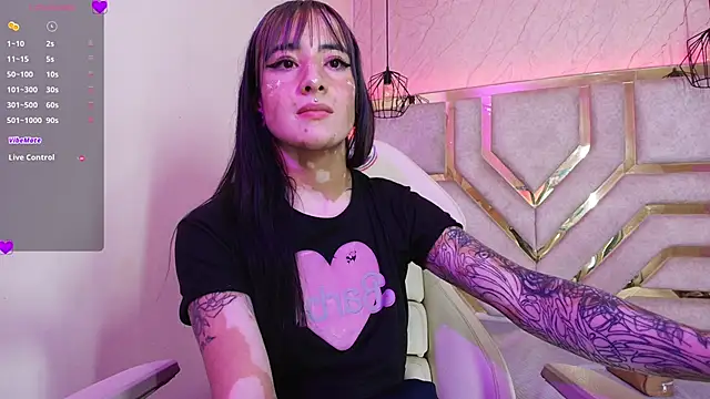 Snapshot of dayana_harlow2 chatting on November 12, 1:17 am dayana harlow2 online show from November 12, 1:17 am