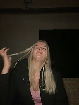 Allylove03 online show from May 2, 4:28 am