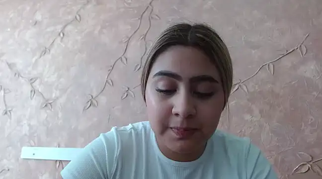 Miabonnett  online show from January 19, 4:14 pm