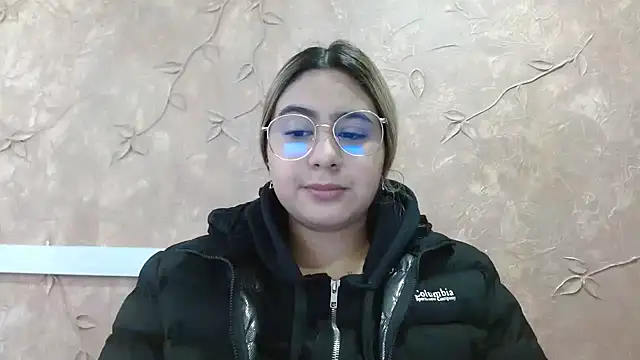 Miabonnett  online show from March 4, 12:01 pm