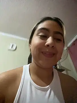 Snapshot of Miabonnett_ chatting on March 4, 3:12 am Miabonnett online show from March 4, 3:12 am