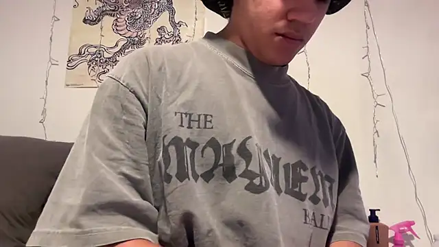 Snapshot of tsjaden777 chatting on April 8, 4:45 am tsjaden777 online show from April 8, 4:45 am