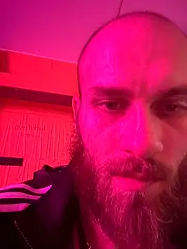 Snapshot of pervy_devil chatting on March 8, 5:55 am pervy devil online show from March 8, 5:55 am