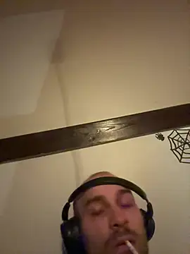 Snapshot of pervy_devil chatting on March 19, 9:41 pm pervy devil online show from March 19, 9:41 pm