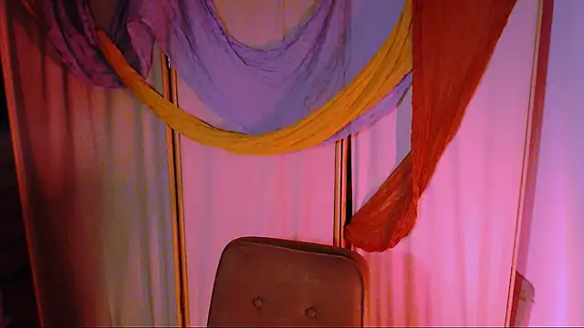 Malinax online show from December 16, 10:15 pm