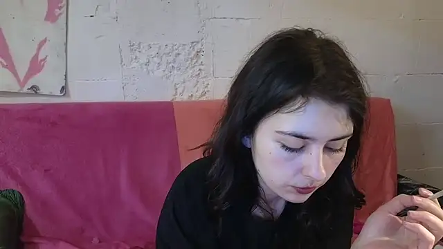 Snapshot of MAMA69LAMA chatting on December 21, 2:19 am MAMA69LAMA online show from December 21, 2:19 am