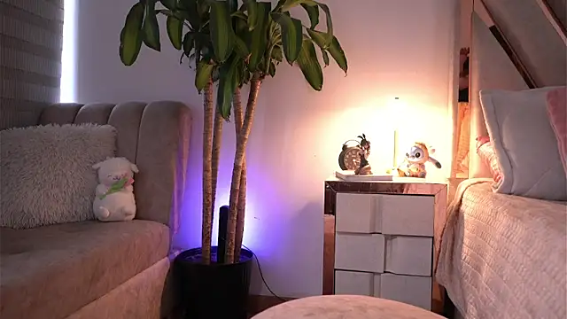 Snapshot of _Andyy__ chatting on March 9, 10:14 pm Andyy online show from March 9, 10:14 pm