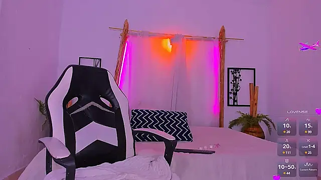  RedMoon online show from December 23, 11:49 pm