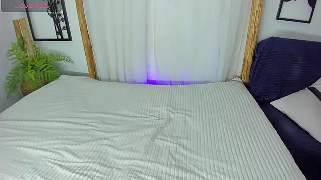  RedMoon online show from September 30, 8:47 pm