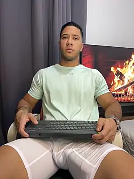 JJ Shelby online show from December 19, 11:23 pm