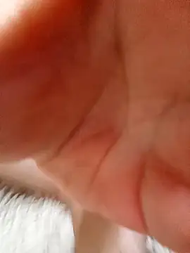 Snapshot of Mimy_khalifa chatting on December 30, 4:19 pm Mimy khalifa online show from December 30, 4:19 pm