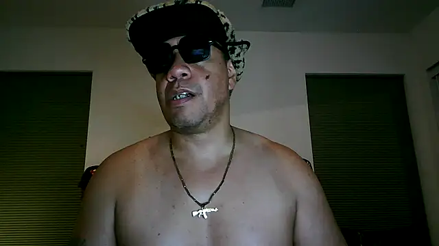 pimpdaddy4ever online show from December 4, 3:59 am