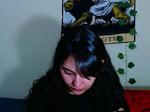 Snapshot of sweetiee_mary chatting on October 20, 6:41 pm sweetiee mary online show from October 20, 6:41 pm