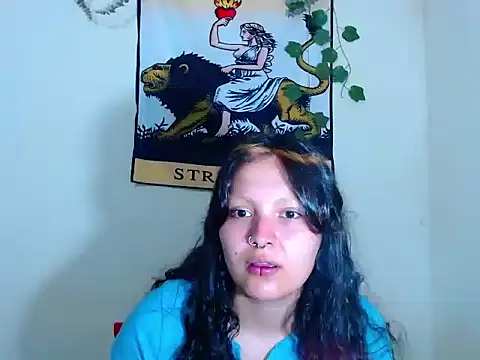 sweetiee mary online show from December 14, 7:40 pm