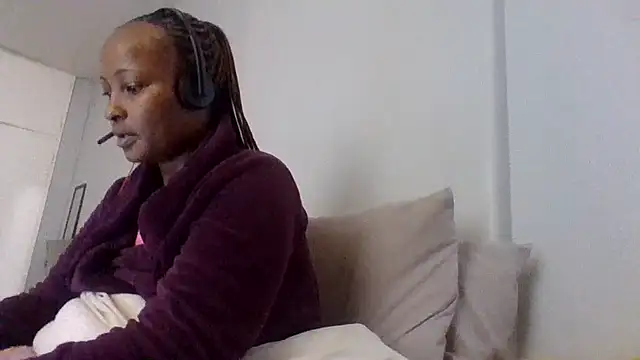Snapshot of BabeAssXX chatting on June 29, 10:15 am BabeAssXX online show from June 29, 10:15 am